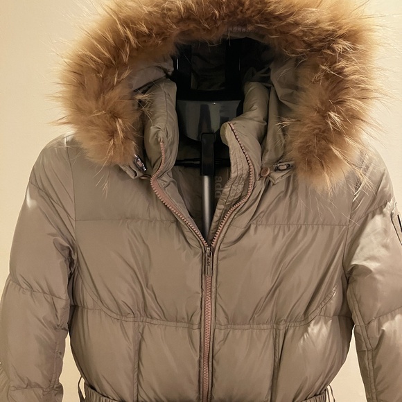 Winter Neutral Toned Down Coat with a Fox Fur Lined Hood - Picture 1 of 7